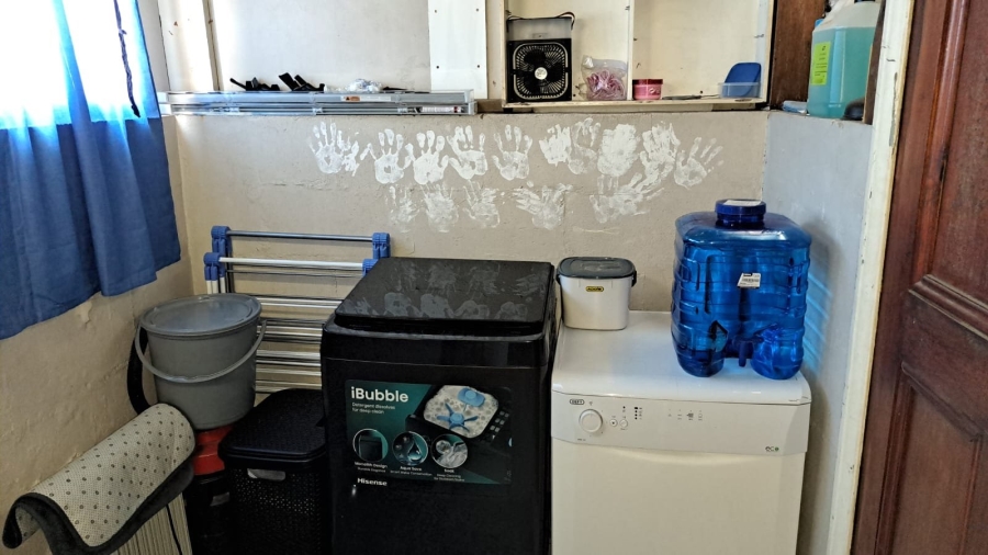 2 Bedroom Property for Sale in New Woodlands Western Cape